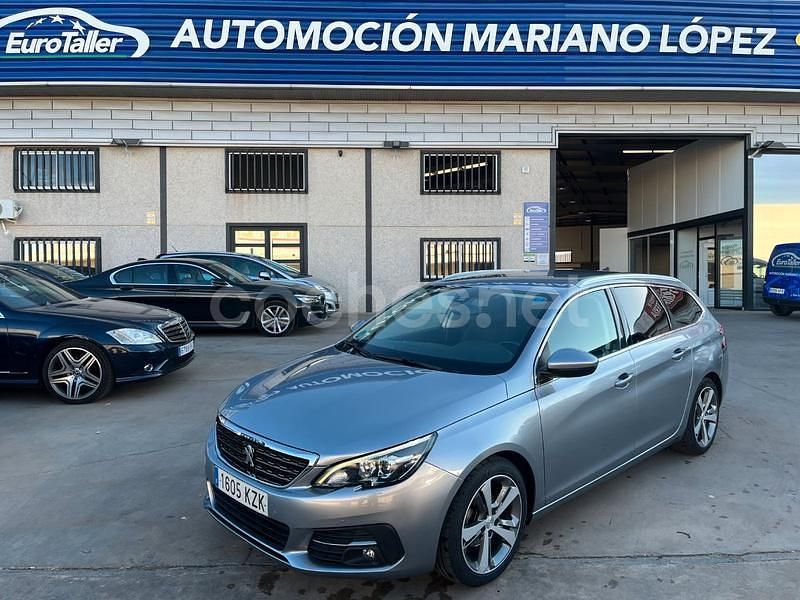 Gris / plata Usado 2019 Peugeot 308 Allure Familiar | 11.500 € (Precio justo) - Imagen 1/4