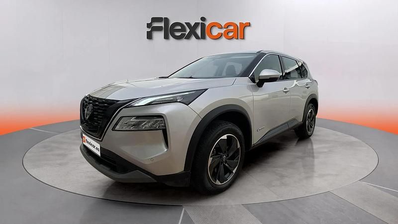Usado Nissan X-Trail Acenta 213 CV (156 kW) 2025 Gris SUV