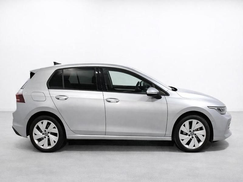 Usado VW Golf VIII 115 CV (84 kW) 2025 Gris Berlina
