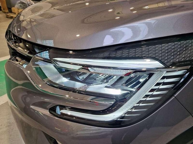 Usado Renault Captur Techno 145 CV (106 kW) 2023 Gris SUV