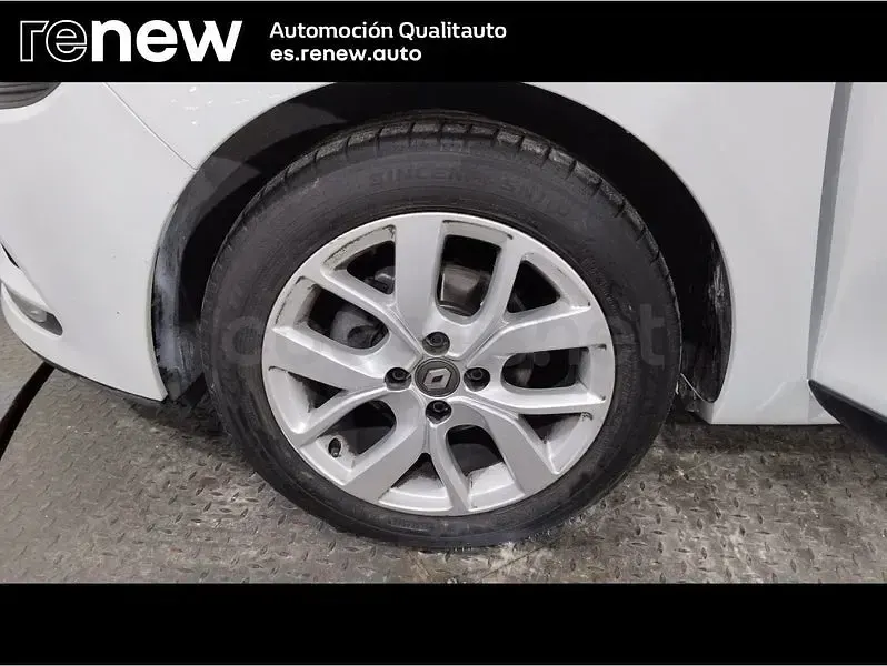 Usado Renault Clio IV LIMITED 90 CV (66 kW) 2018 Blanco Berlina