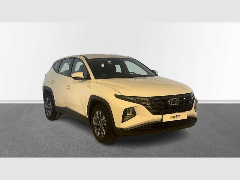 Blanco Usado 2024 Hyundai Tucson SUV | 24.900 € (Precio justo) - Imagen 1/4
