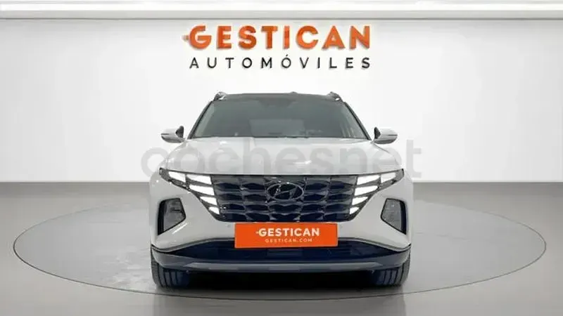 Usado Hyundai Tucson Style 265 CV (194 kW) 2022 Blanco SUV