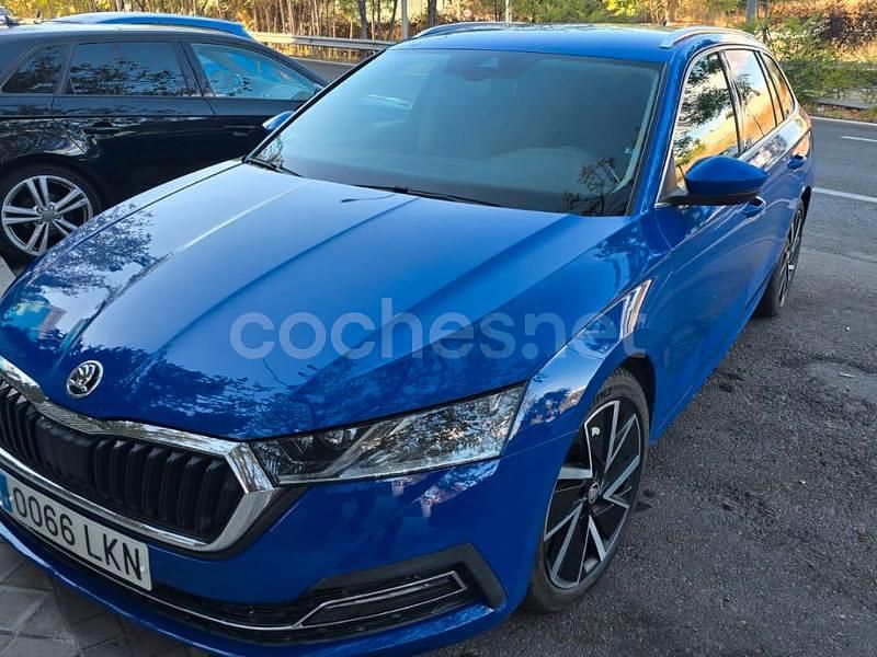 Usado Skoda Octavia Style 150 CV (110 kW) 2020 Azul Familiar