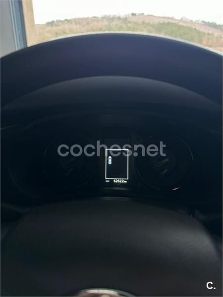 Usado Toyota HiLux 204 CV (150 kW) 2021 Gris / plata Pickup/Camioneta