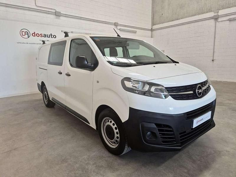 Usado Opel Vivaro 120 CV (88 kW) 2021 Blanco Monovolumen