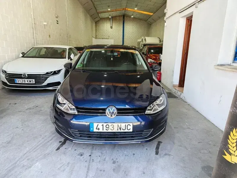 Usado VW Golf VII Advance 125 CV (91 kW) 2015 Azul Berlina