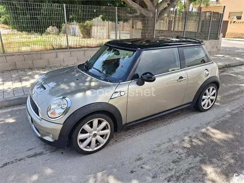 Usado Mini Cooper S 170 CV (125 kW) 2007 Beige Utilitario