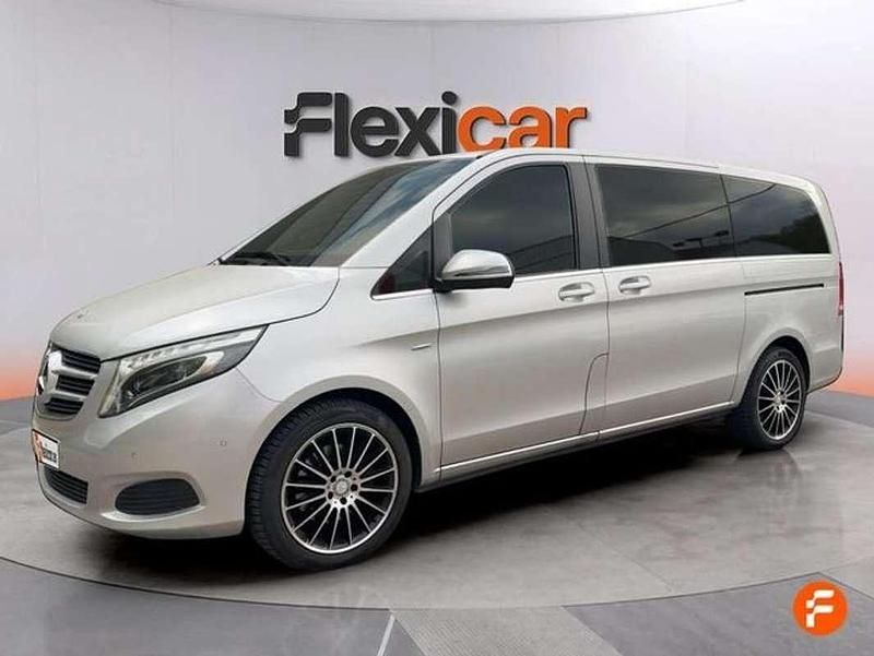 Usado Mercedes V250 Avantgarde 190 CV (139 kW) 2016 Gris Monovolumen