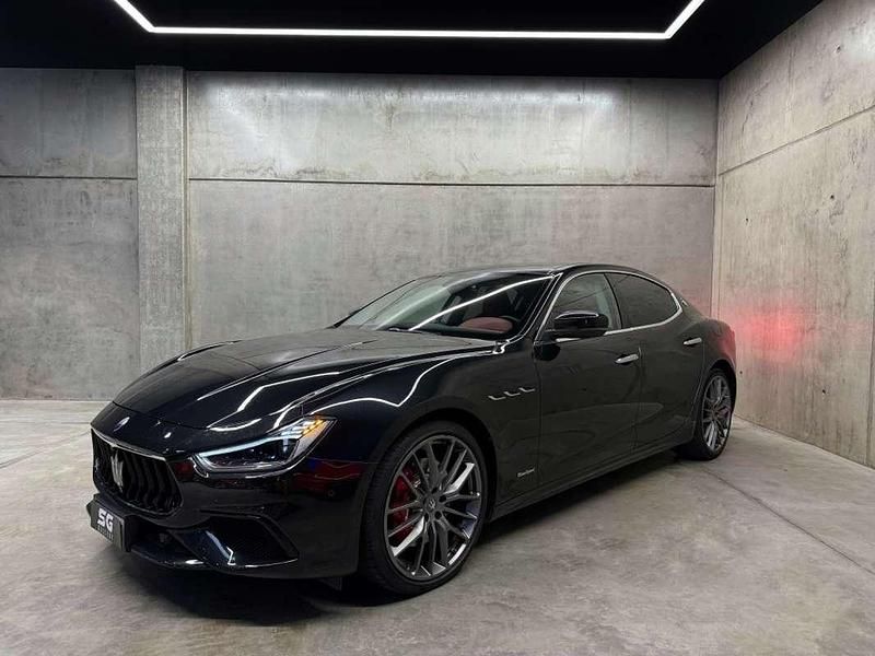 Usado Maserati GranSport 275 CV (202 kW) 2018 Negro Coupe