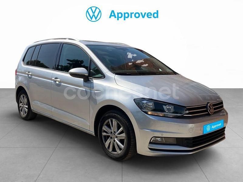 Plateado Usado 2021 VW Touran Advance Monovolumen | 24.500 € (Precio justo) - Imagen 1/4