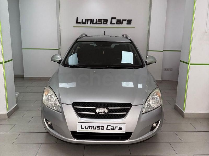 Usado Kia Ceed Active 115 CV (84 kW) 2008 Gris / plata Utilitario