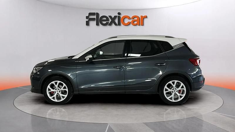 Usado Seat Arona FR 150 CV (110 kW) 2023 Gris SUV