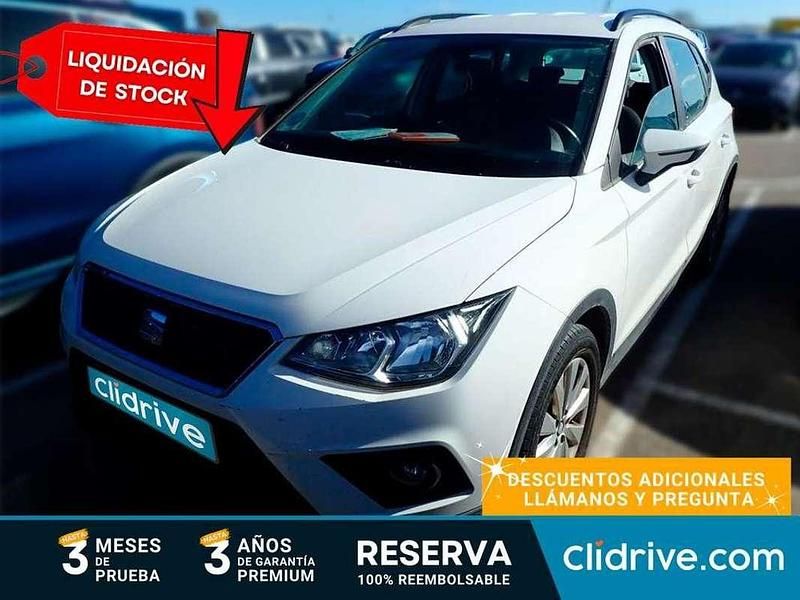 Usado Seat Arona Style 95 CV (69 kW) 2020 Blanco SUV