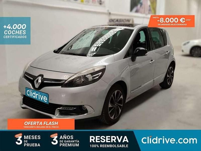 Usado Renault Scénic III Bose Edition 132 CV (97 kW) 2014 Blanco Monovolumen