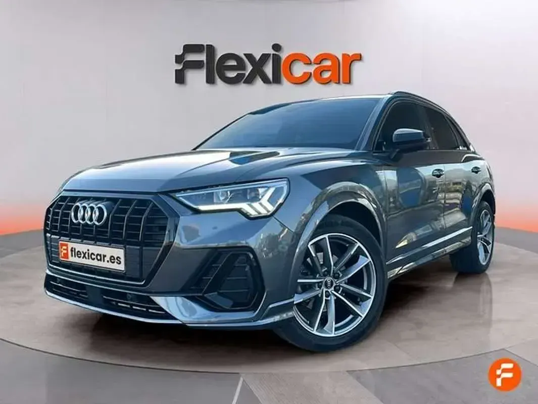 Usado Audi Q3 150 CV (110 kW) 2021 Gris SUV