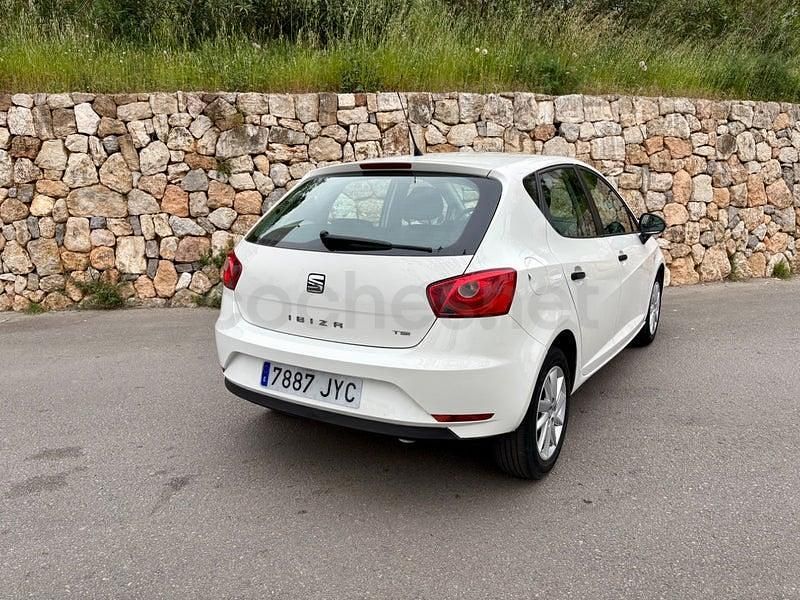 Usado Seat Ibiza Style 90 CV (66 kW) 2017 Blanco Berlina