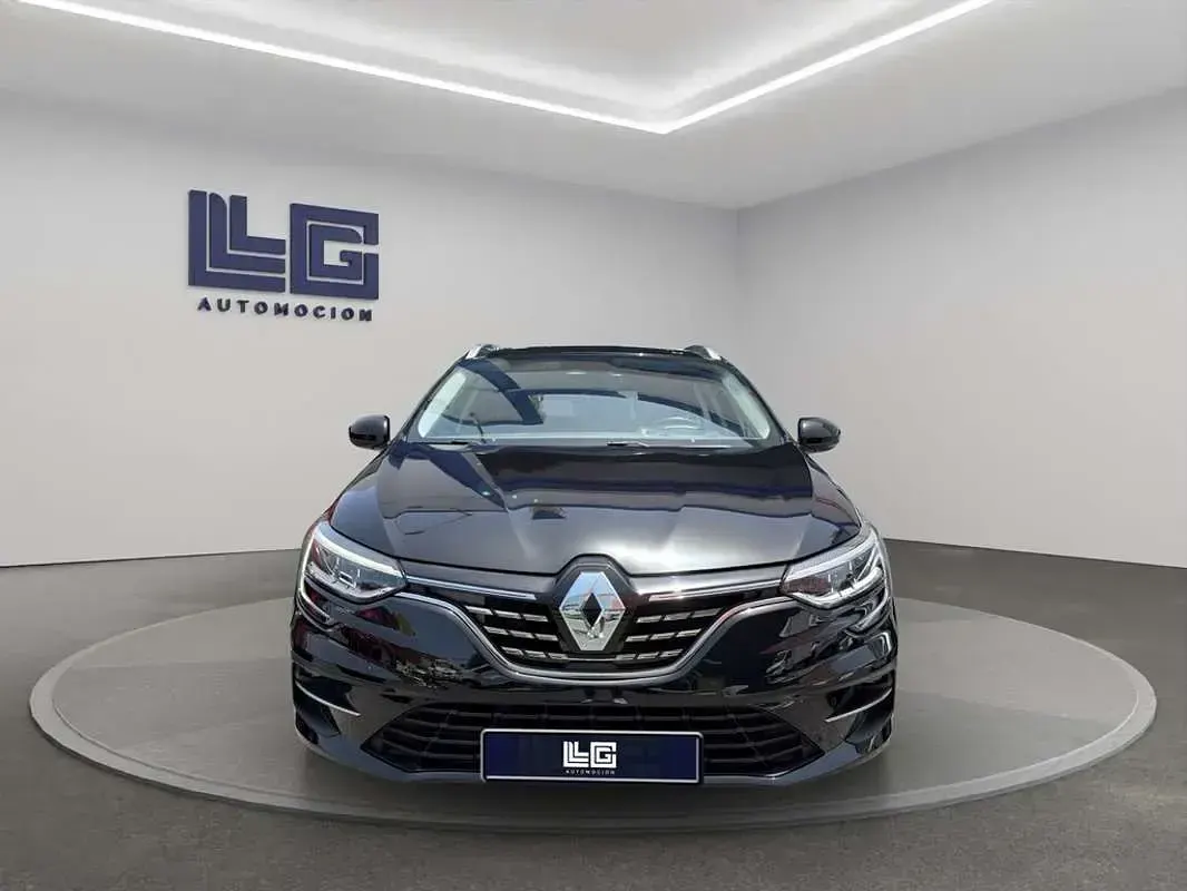 Usado Renault Mégane GrandTour Techno 140 CV (102 kW) 2022 Negro Familiar