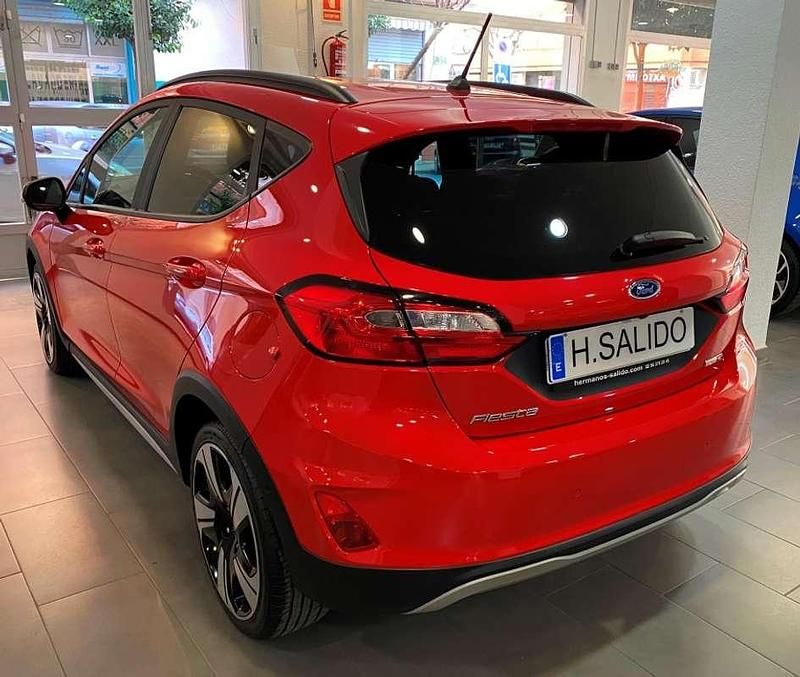 Usado Ford Fiesta Active 125 CV (91 kW) 2023 Rojo Utilitario
