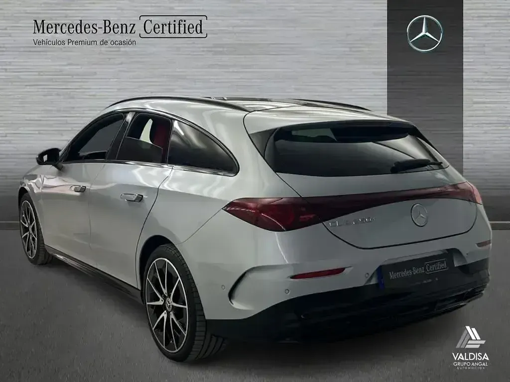 Usado Mercedes CLA 250+ 200 kW (272 CV) 2026 Gris Berlina