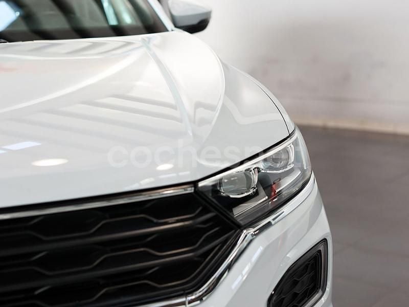 Usado VW T-Roc Sportline 150 CV (110 kW) 2021 Gris / plata SUV
