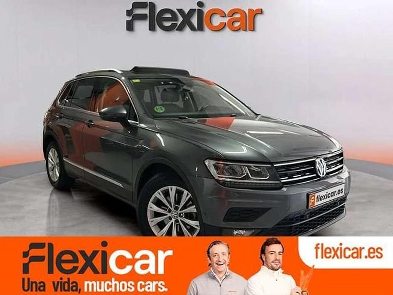 Gris Usado 2018 VW Tiguan Edition SUV | 16.690 € (Precio justo) - Imagen 1/4