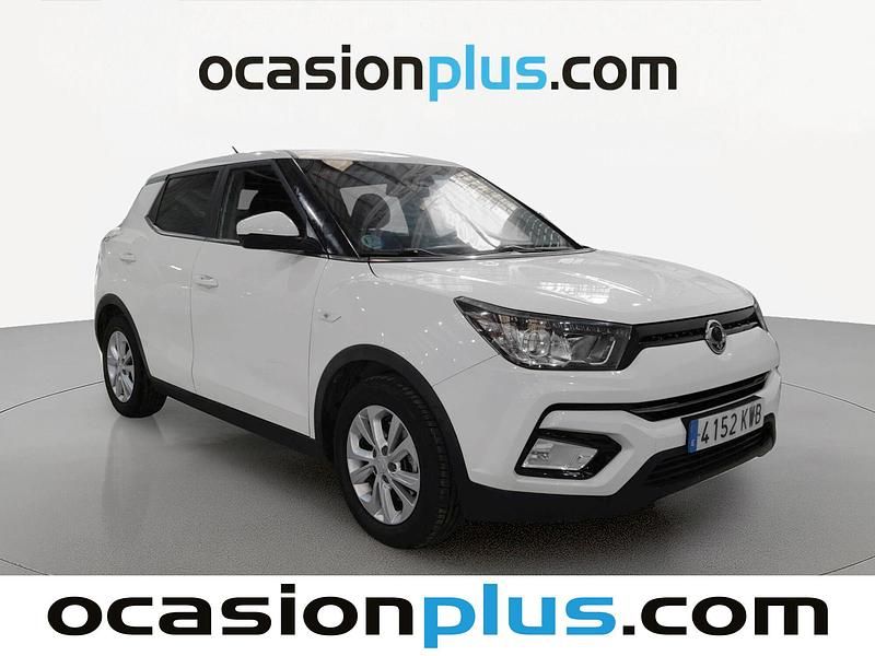 Usado Ssangyong (KGM) Tivoli 128 CV (94 kW) 2019 Blanco SUV