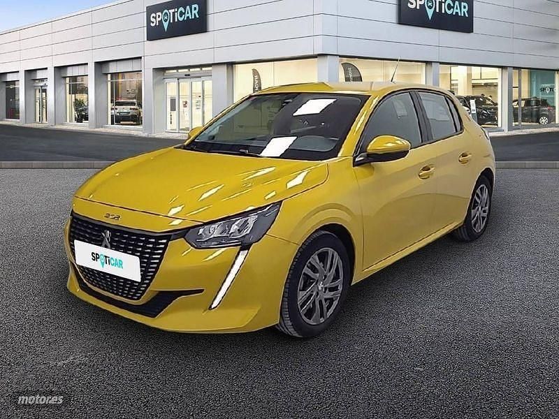 Usado Peugeot 208 Active 100 CV (73 kW) 2021 Amarillo Utilitario