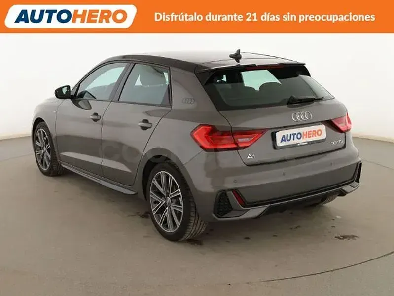Usado Audi A1 Sportback S-Line 116 CV (85 kW) 2019 Gris / plata Utilitario