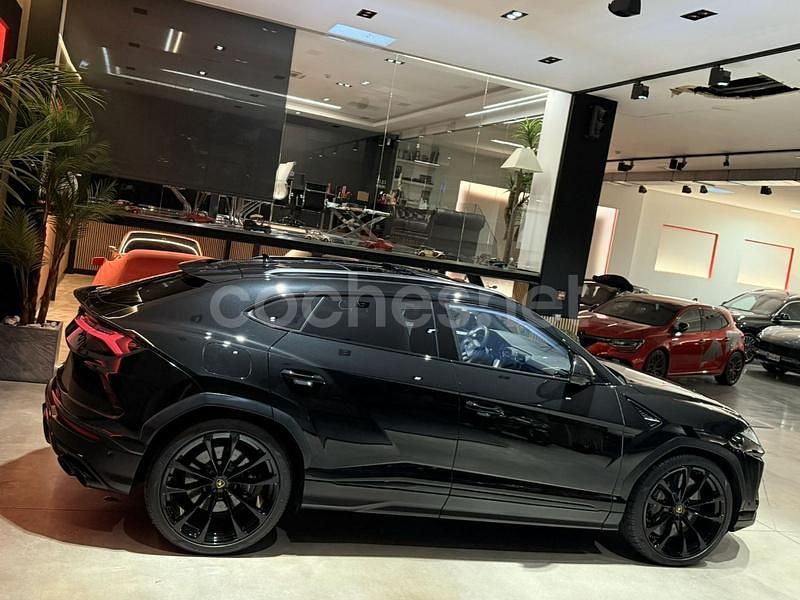 Usado Lamborghini Urus 666 CV (489 kW) 2019 Negro SUV