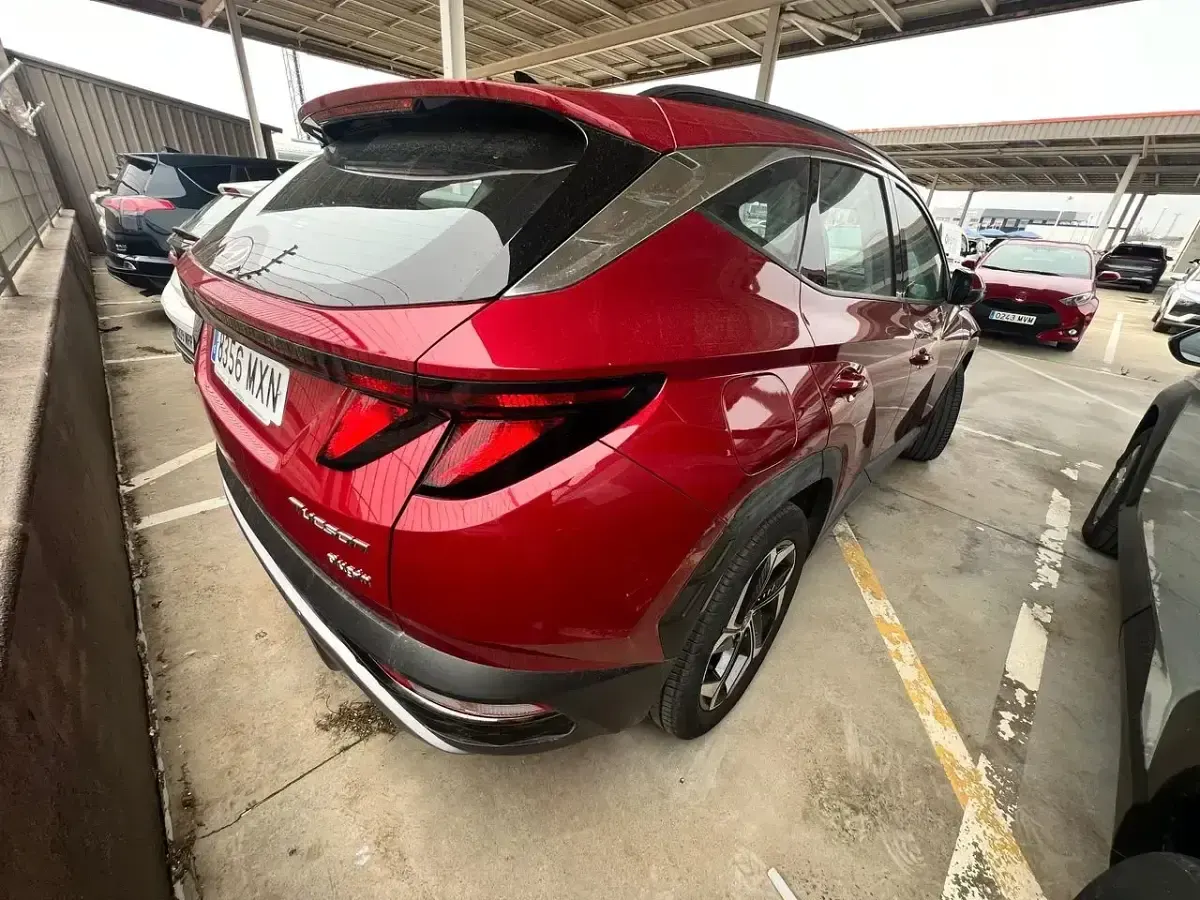 Usado Hyundai Tucson 265 CV (194 kW) 2024 Rojo SUV