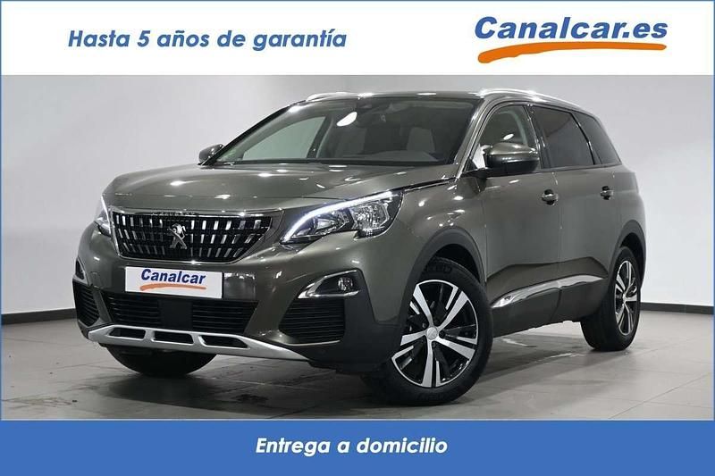 Usado Peugeot 5008 Allure 130 CV (95 kW) 2020 Gris Monovolumen