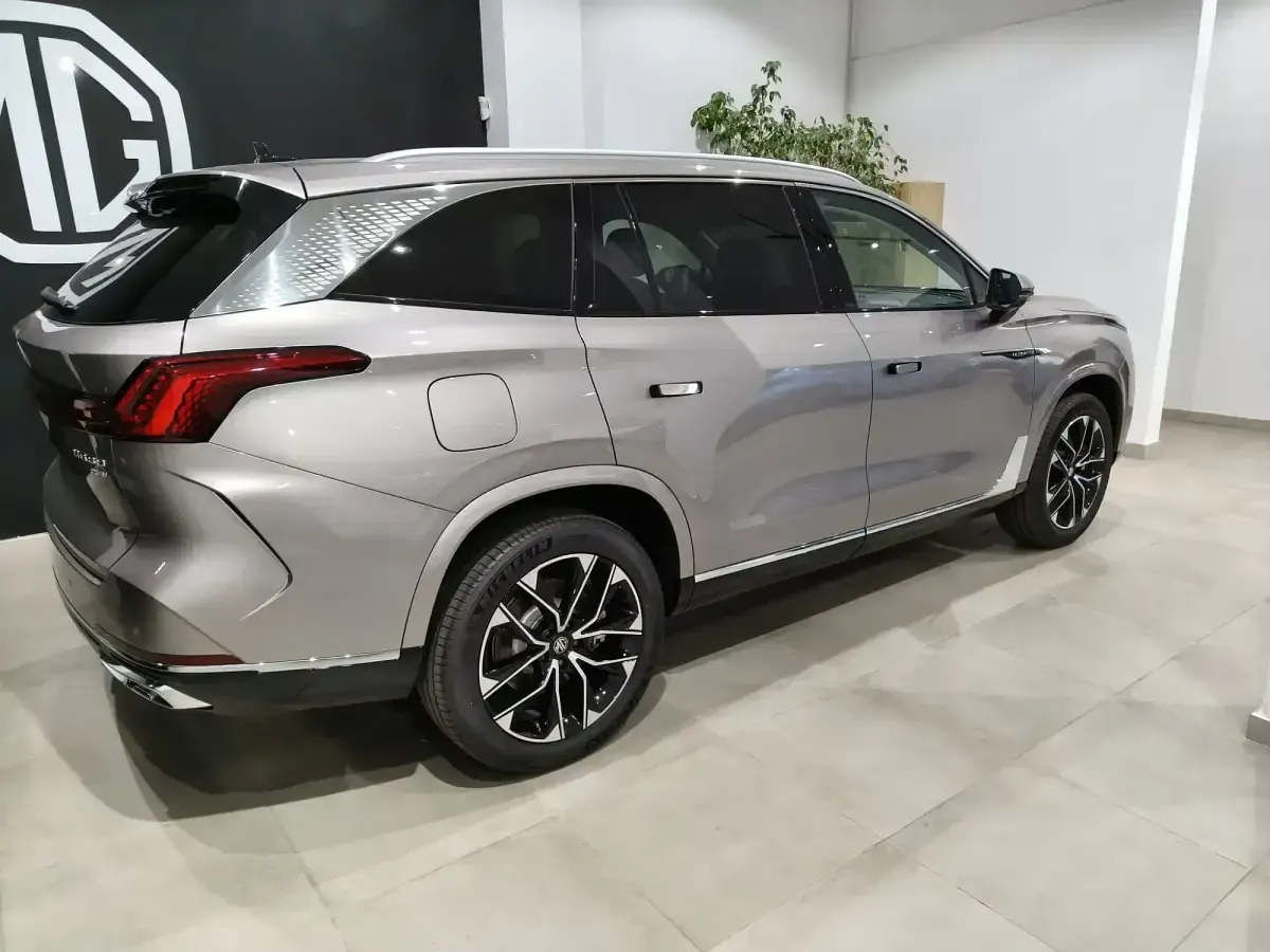 Nuevo MG MGS9 299 CV (219 kW) 2026 Gris SUV