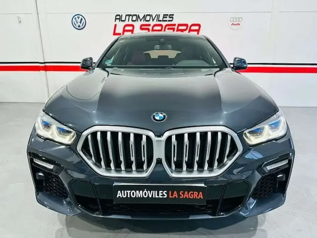Usado BMW X6 M Sport 265 CV (194 kW) 2020 Gris SUV