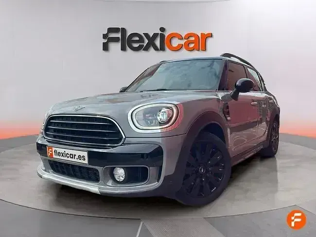 Begagnad Mini Cooper Countryman 136 HK (100 kW) 2019 Grå SUV