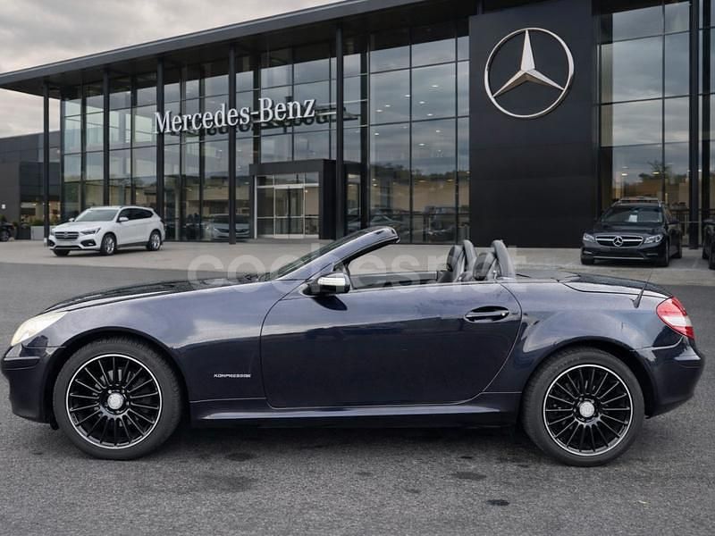 Usado Mercedes SLK200 163 CV (119 kW) 2006 Azul Descapotable