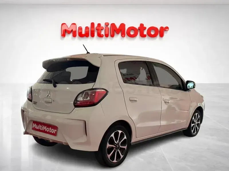 Usado Mitsubishi Space Star 71 CV (52 kW) 2023 Blanco Utilitario