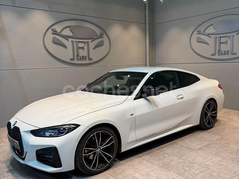 Blanco Usado 2023 BMW 420 Comfort Edition Coupe | 43.999 € (Caro) - Imagen 1/4