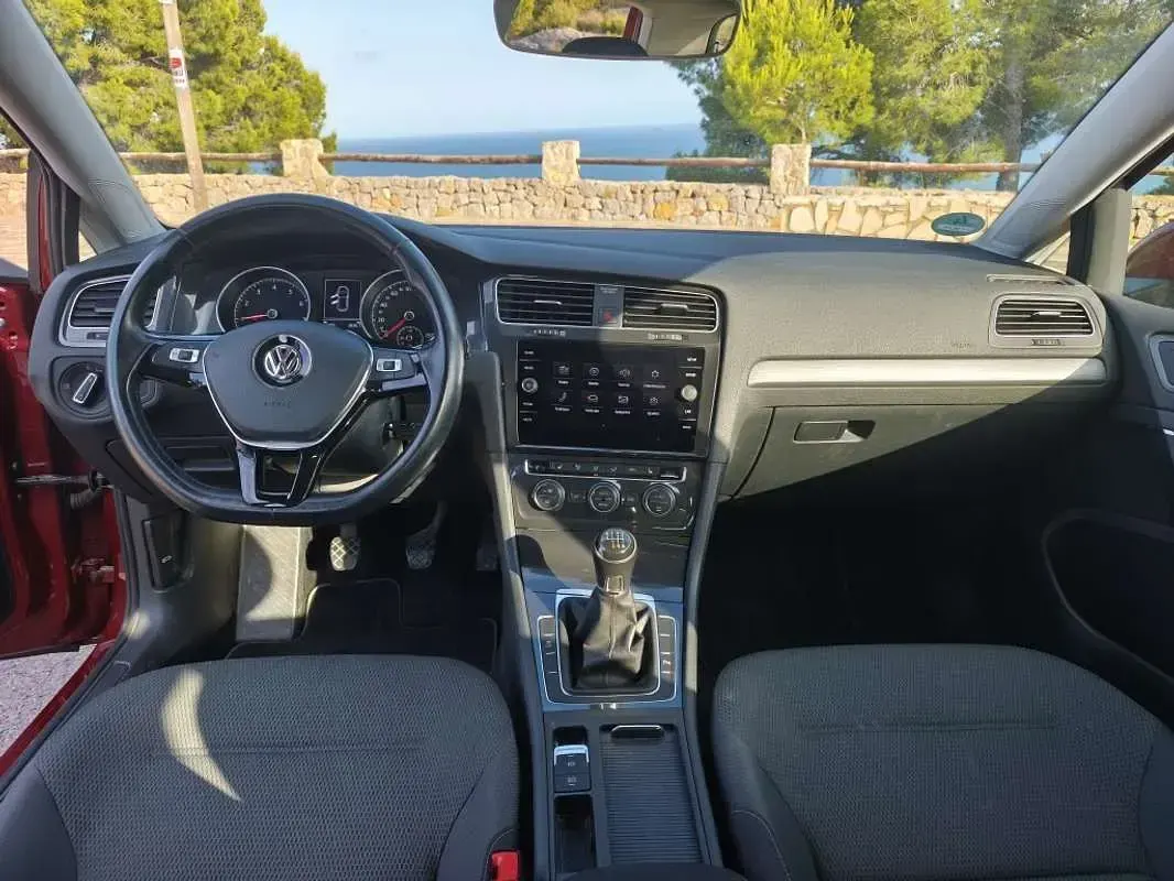 Usado VW Golf VII Advance 116 CV (85 kW) 2019 Burdeos Utilitario