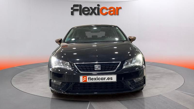 Usado Seat Leon Reference 110 CV (80 kW) 2017 Negro Berlina