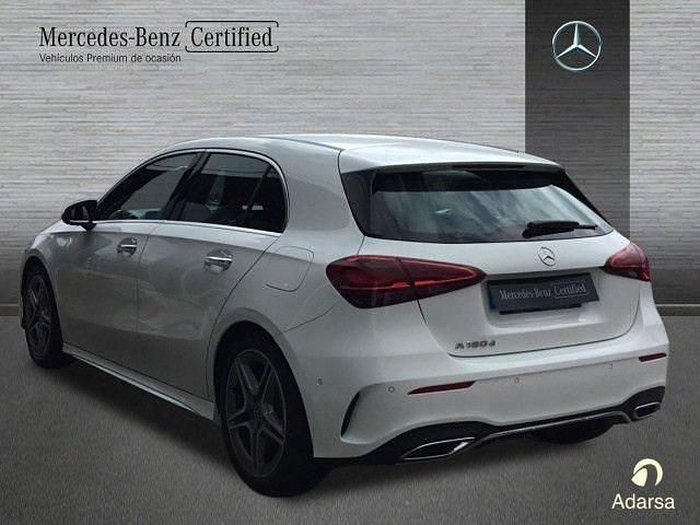 Usado Mercedes A180 116 CV (85 kW) 2024 Blanco polar Berlina