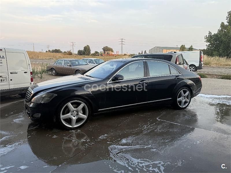 Usado Mercedes S320 235 CV (172 kW) 2007 Negro Berlina
