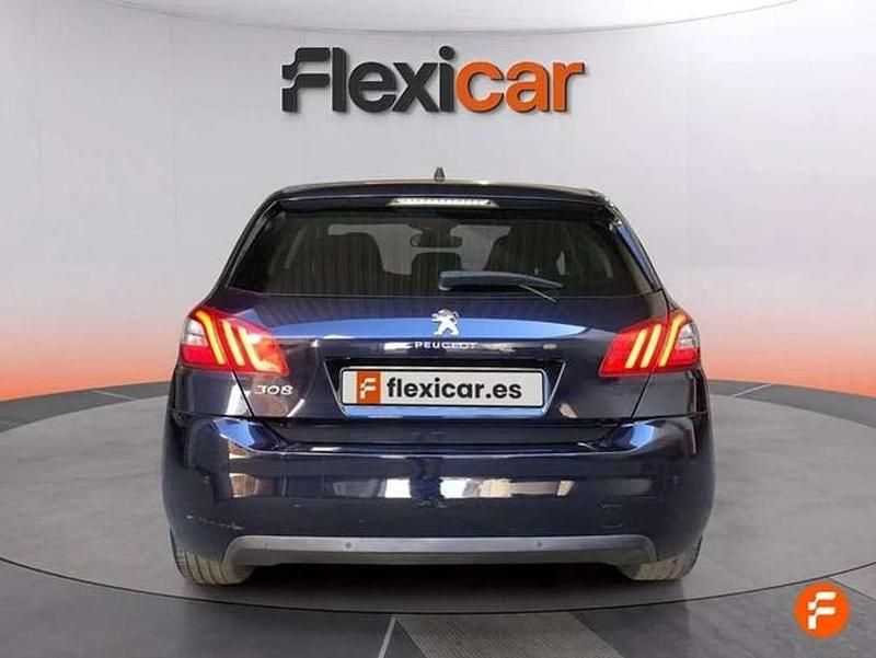 Usado Peugeot 308 SW Allure 131 CV (96 kW) 2020 Azul Familiar