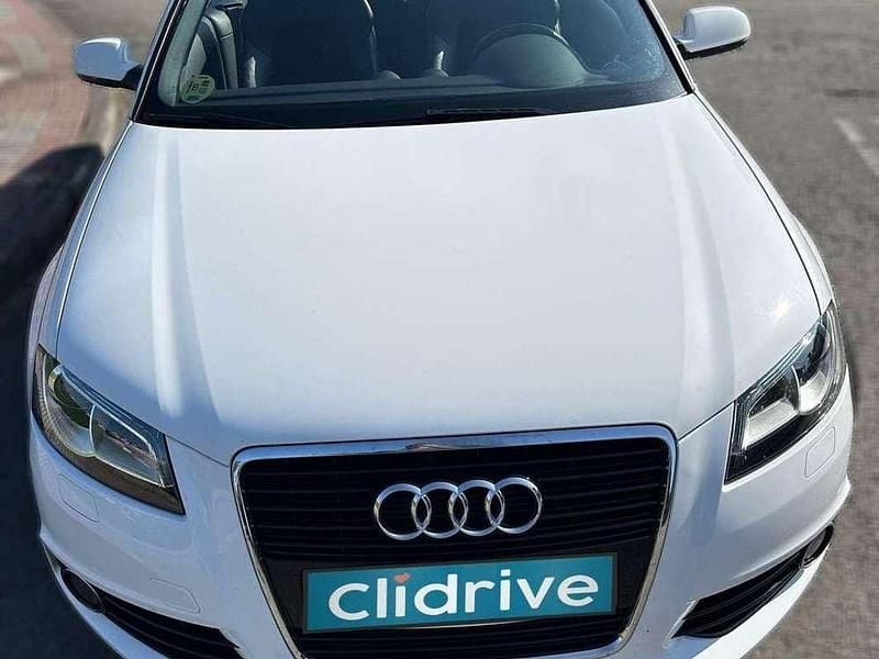 Usado Audi A3 Cabriolet Ambition 150 CV (110 kW) 2011 Blanco Descapotable