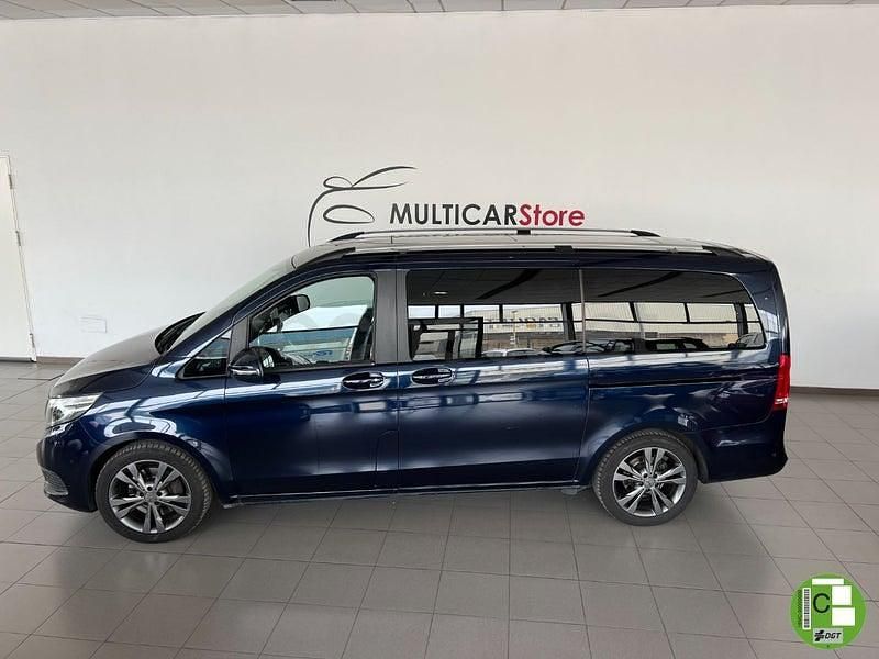 Usado Mercedes V220 Exclusive 163 CV (119 kW) 2017 Azul Monovolumen