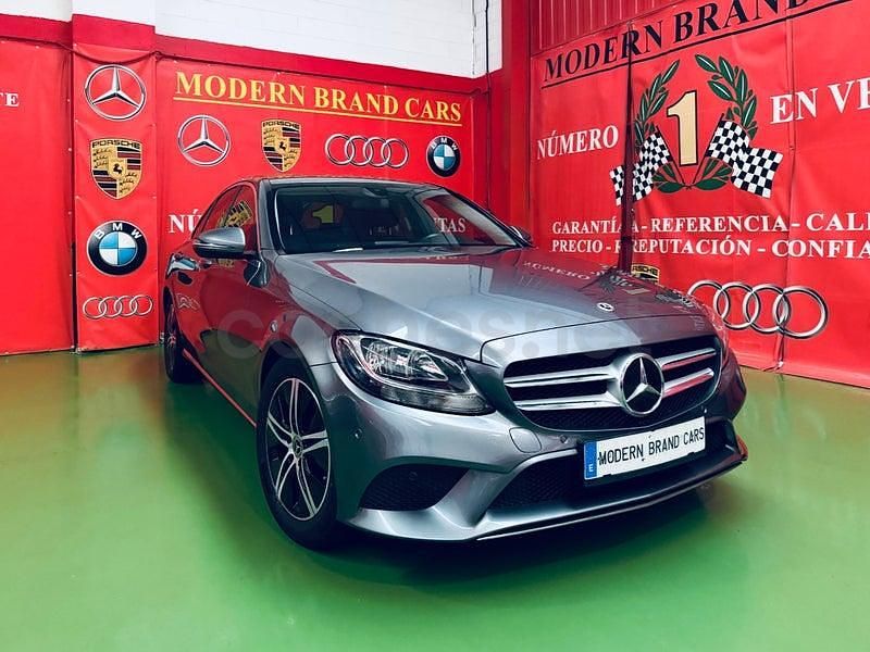 Usado Mercedes C200 160 CV (117 kW) 2020 Gris / plata Berlina