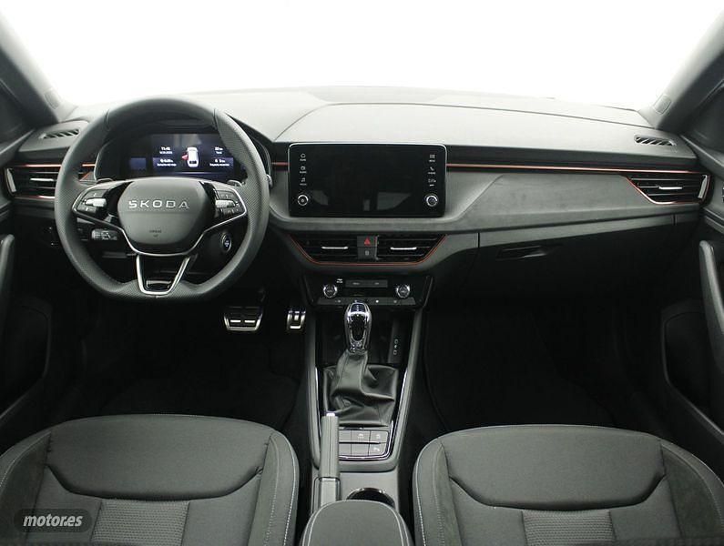 Nuevo Skoda Scala 115 CV (84 kW) 2025 Blanco Utilitario