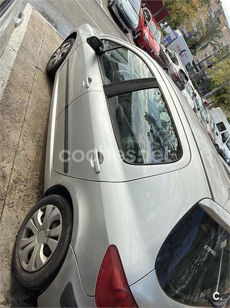 Usado Peugeot 307 110 CV (80 kW) 2003 Gris / plata Familiar