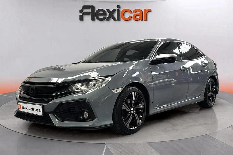 Usado Honda Civic Elegance 120 CV (88 kW) 2019 Gris Utilitario