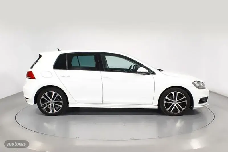 Usado VW Golf VII Sport 150 CV (110 kW) 2016 Blanco SUV